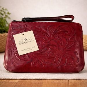 Patricia Nash Tooled Collection Cassini Leather Top Zip Wristlet